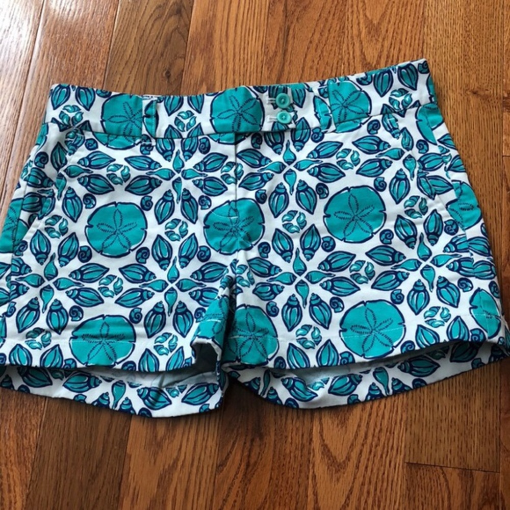 Vineyard Vines Size 4 Blue Shell Printed Shorts